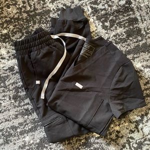 XSP FIGS Zamora high waisted joggers and XS Catarina top, black